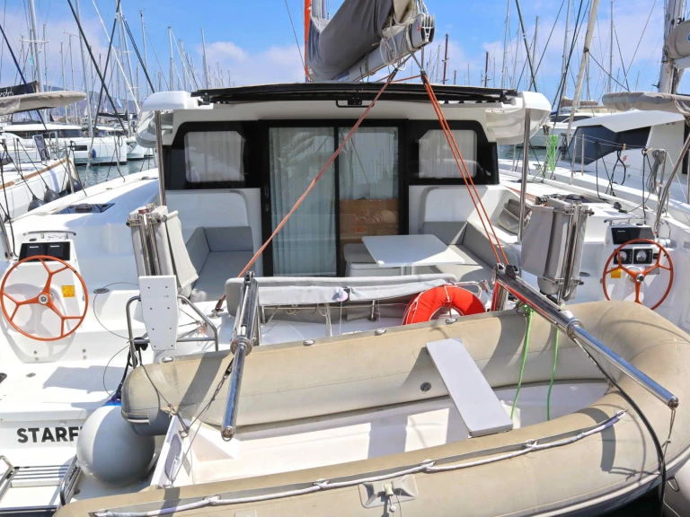 Alquiler de embarcaciones Excess Excess 11 enNéa Péramos en Samboat