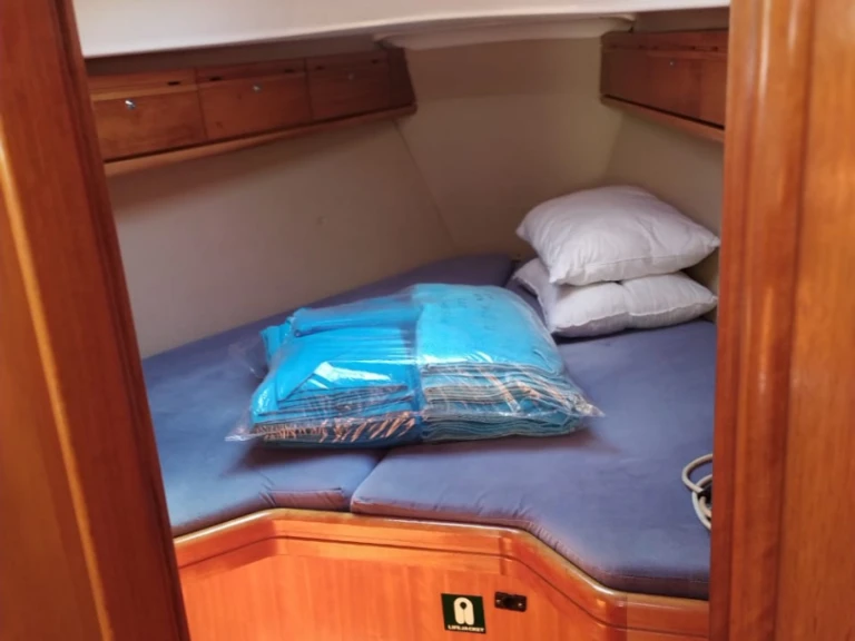 Alquiler de Bavaria Cruiser 33 en Lefkáda