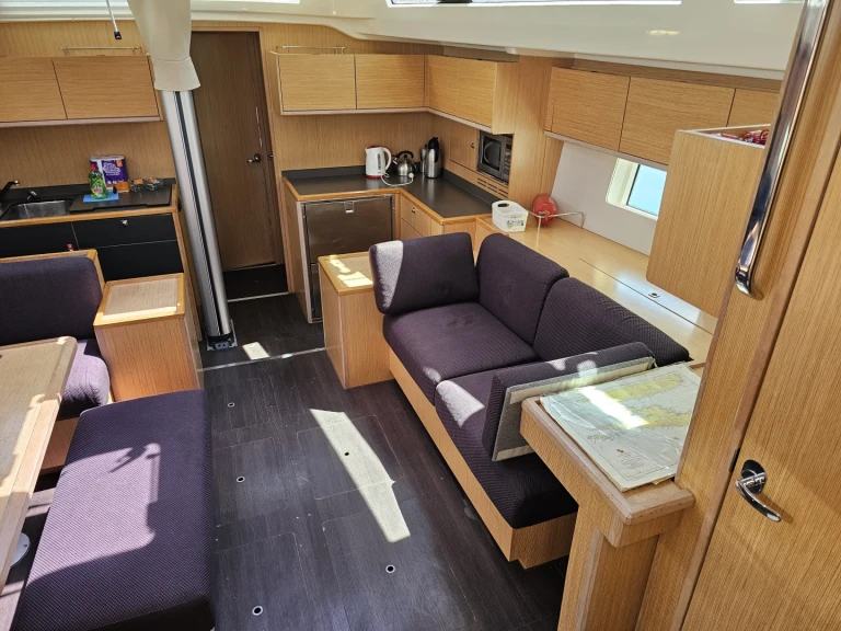 Alquiler de embarcaciones Bavaria Bavaria C57 Holiday enKaštela en Samboat