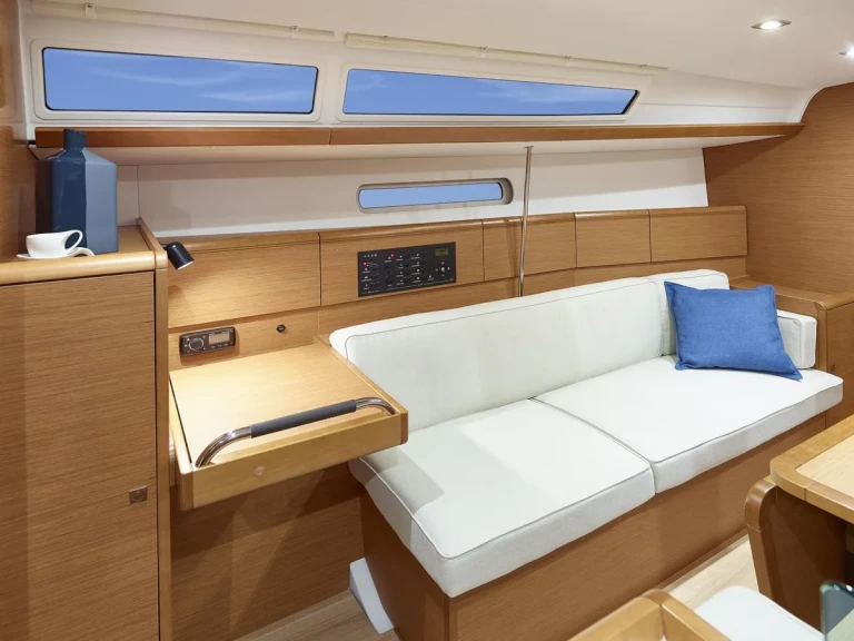 Alquiler de embarcaciones Jeanneau Sun Odyssey 389 enBiograd na Moru en Samboat