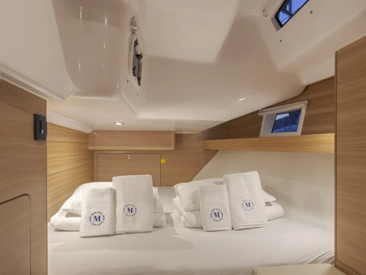 Velero para alquilar Trogir al mejor precio