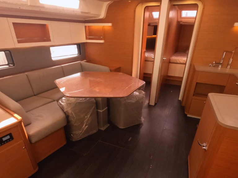 Velero para alquilar Procida al mejor precio