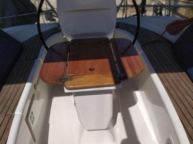 Velero para alquilar Lefkáda al mejor precio