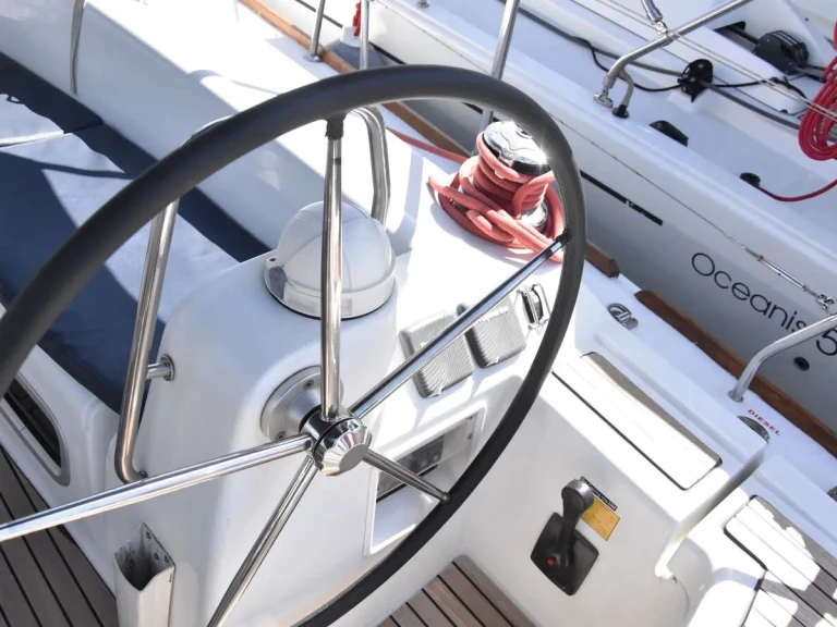 Alquiler de Velero, con o sin patrón Bénéteau Volos
