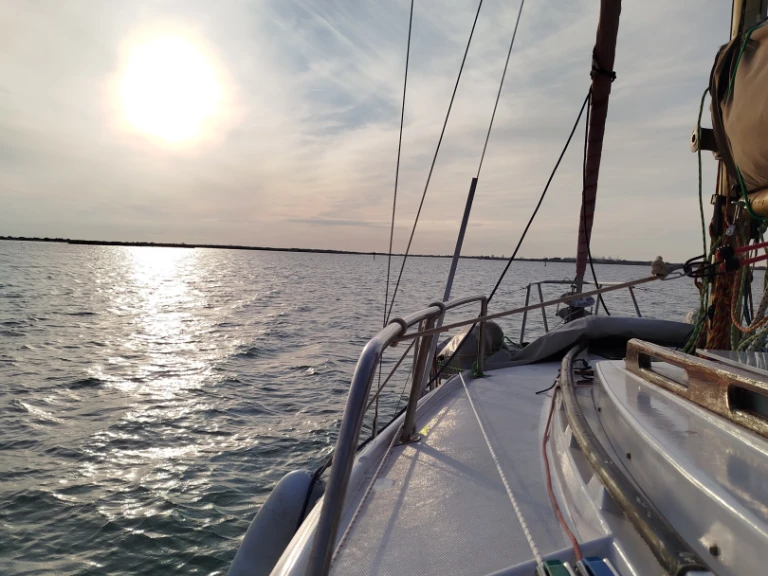Alquiler Velero en Port-Saint-Louis-du-Rhône - Edel Edel 4