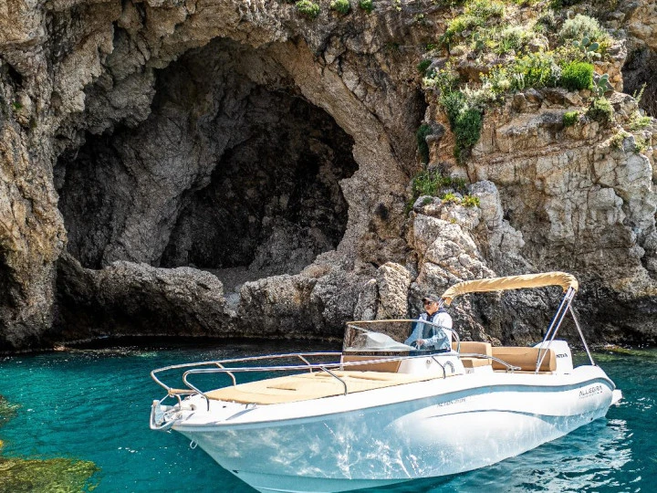 Allegra Boats 21 Sun de alquiler a Giardini-Naxos