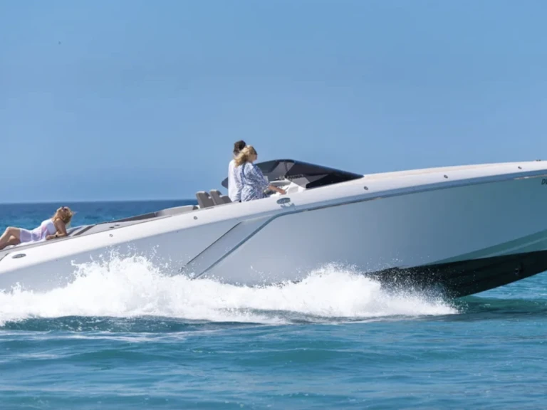 Alquiler de Frausher Ghost en Santa Eulària des Riu