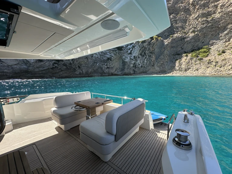 Alquiler Santa Eulària des Riu - Prestige Yachts F49 en SamBoat