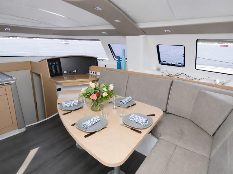 Alquiler de Fountaine Pajot Lipari 41 en Marsella