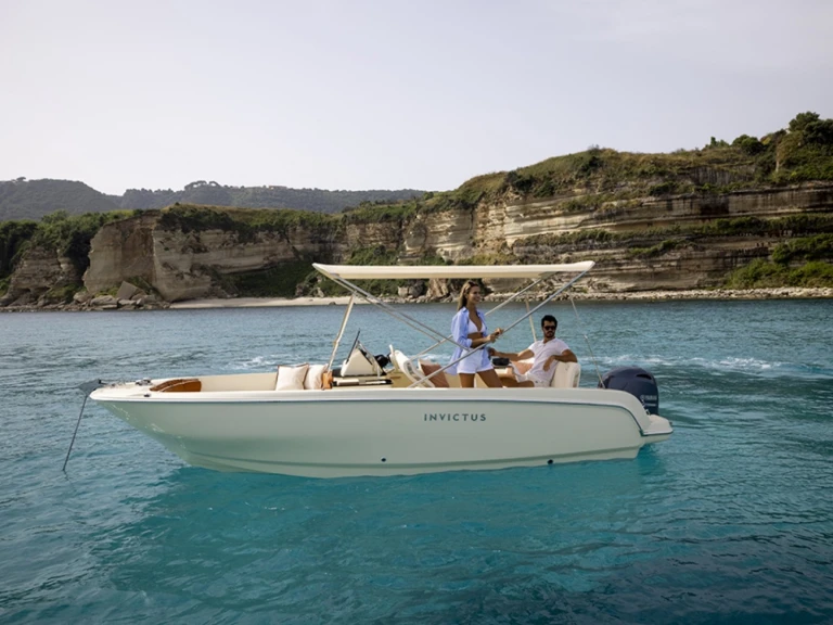 Alquiler de Invictus  200SX en Fornells