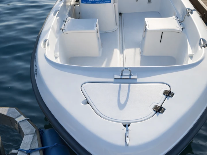 Alquiler de embarcaciones Quicksilver Quicksilver 500 Fish enMarín en Samboat