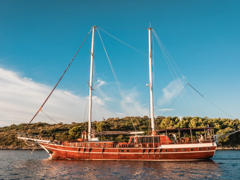 Alquiler de barcos Split barato de Gulet Croatia