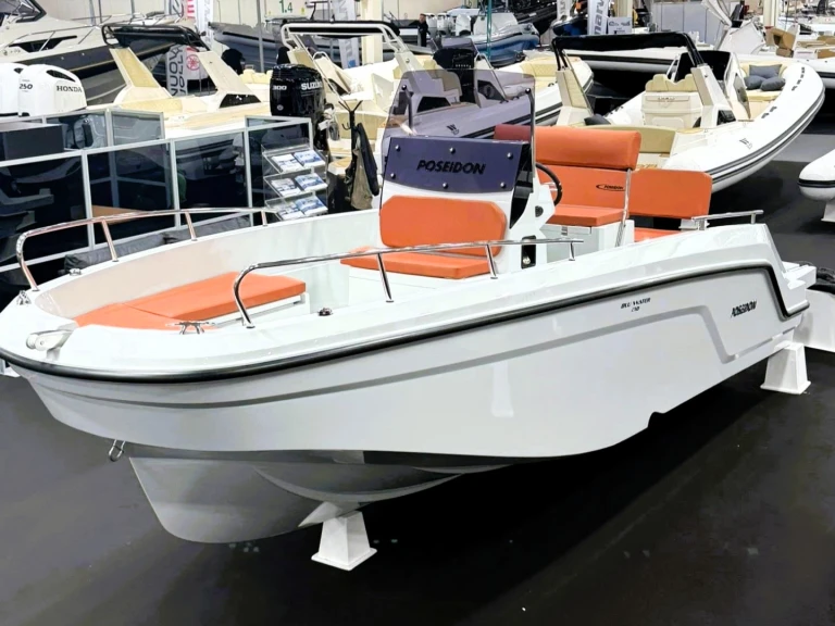 Alquiler de barcos Zante barato de Blu Water 210