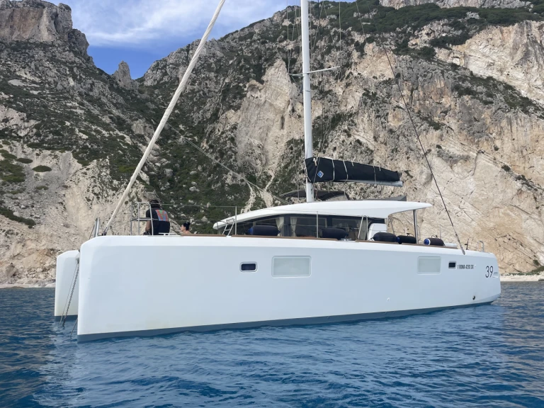 Alquiler de Catamarán, con o sin patrón Lagoon Polignano a Mare
