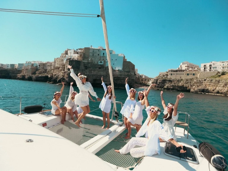 Alquiler Catamarán Lagoon con o sin  título de navegación