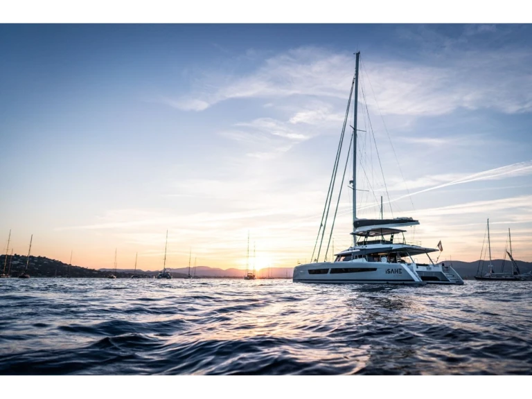 Alquiler Catamarán Fountaine Pajot con o sin  título de navegación