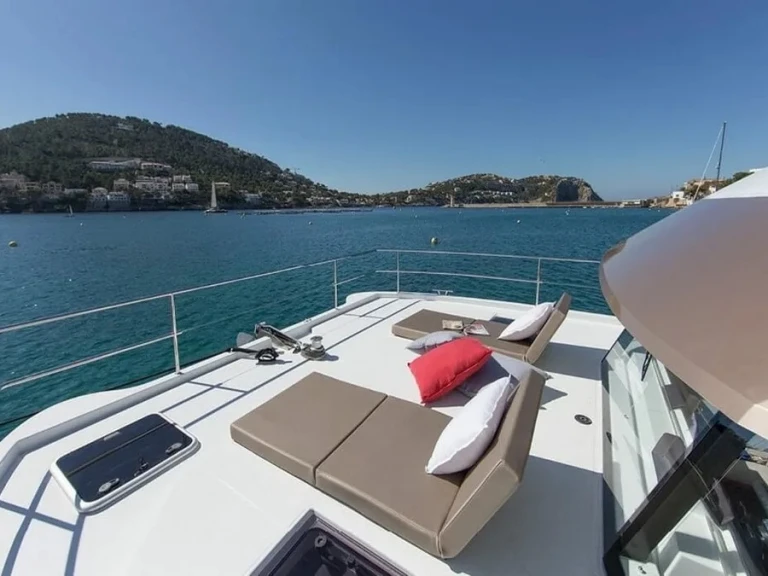 Alquiler de Fountaine Pajot Fountaine Pajot MY 37 en Cogolin