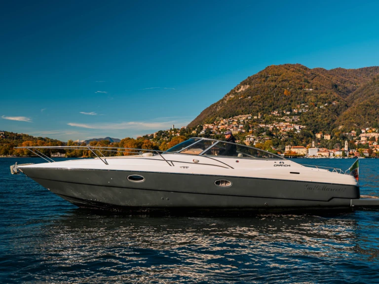 Alquiler de Cranchi Aquamarina 31 en Como (Ciudad)