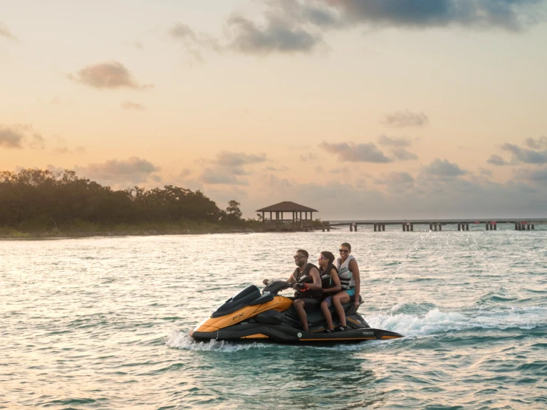 Alquiler San Antonio Port - Yamaha Yamaha FX HO en SamBoat