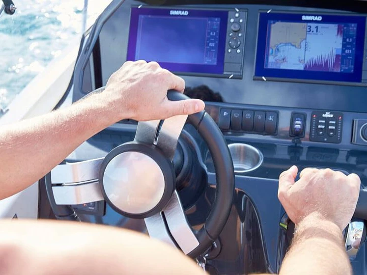 Alquiler de Lancha, con o sin patrón Quicksilver Grebaštica