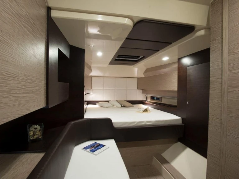 Alquiler Neumática Sacs con o sin  título de navegación