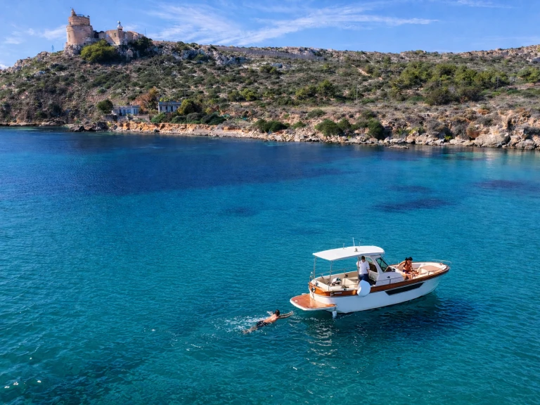 Lancha para alquilar Cagliari al mejor precio