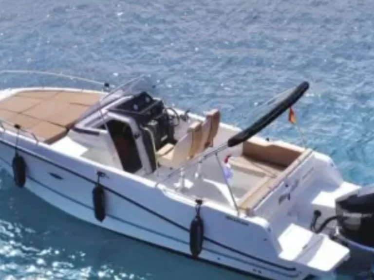 Alquiler Hyères - Quicksilver Activ 755 Sundeck en SamBoat