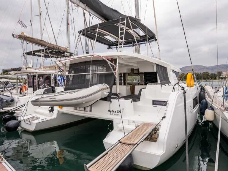 Catamarán para alquilar Néa Péramos al mejor precio