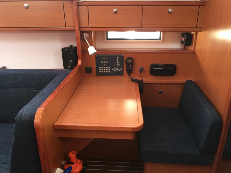 Bavaria Cruiser 41 de alquiler a Cos