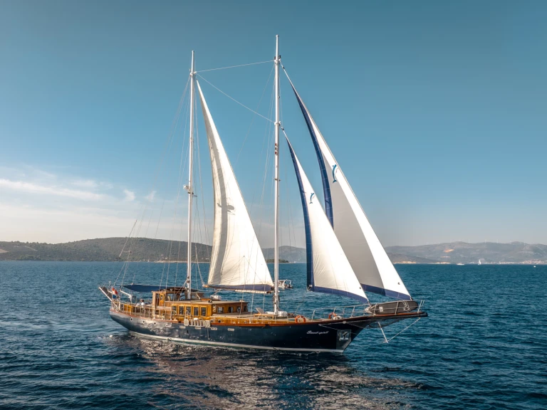 Alquiler de barcos Split barato de Gulet Smart Spirit