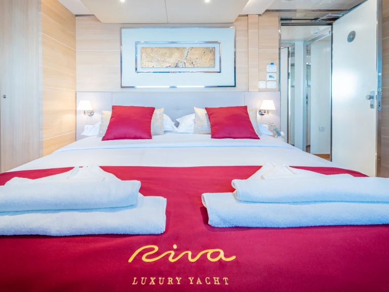  Motoryacht Riva de alquiler a Split
