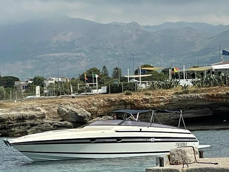 Alquiler de Lancha, con o sin patrón Cherokee Yachts  Lugano (District)