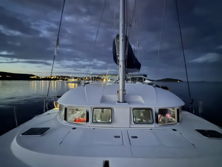 Alquiler de embarcaciones Lagoon Lagoon 380 enPorto-Vecchio en Samboat