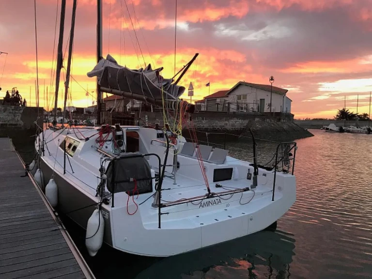 Alquiler de barcos La Rochelle barato de Pogo 36