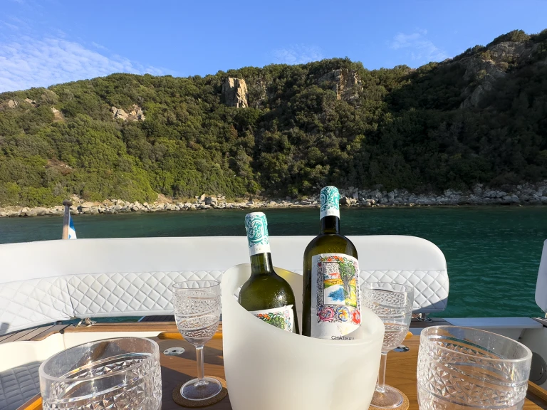 Alquiler de Neumática, con o sin patrón Dromor Kavála