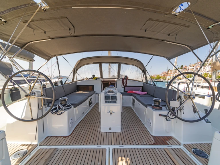 Jeanneau Sun Odyssey 490 de alquiler a Álimos