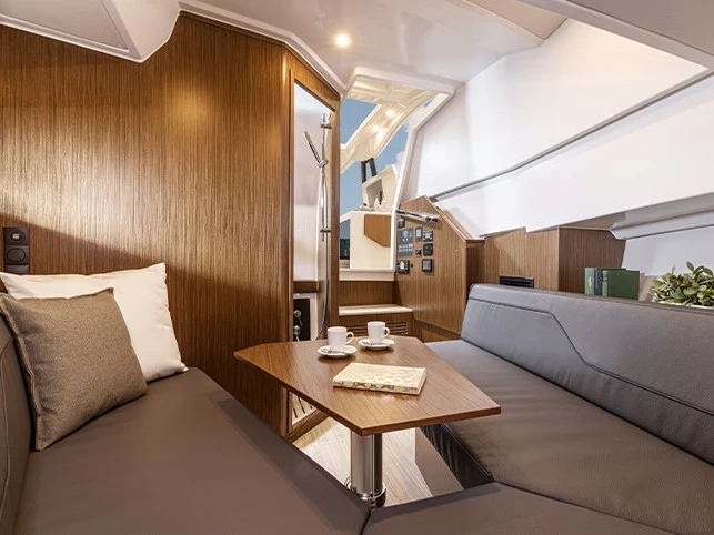 Alquiler de barcos Golfo Aranci barato de Bavaria Vida 33 HT