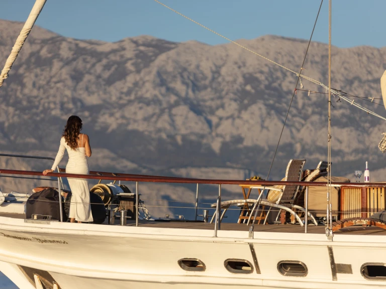 Velero para alquilar Dubrovnik al mejor precio