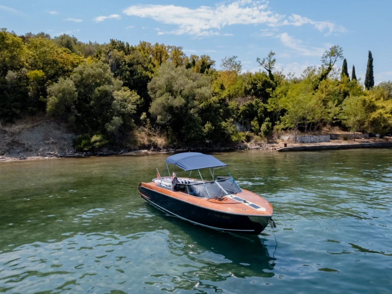 Alquiler de Lancha, con o sin patrón  Portonovi