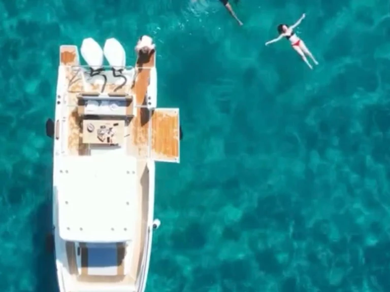 Alquiler Lancha Bénéteau con o sin  título de navegación