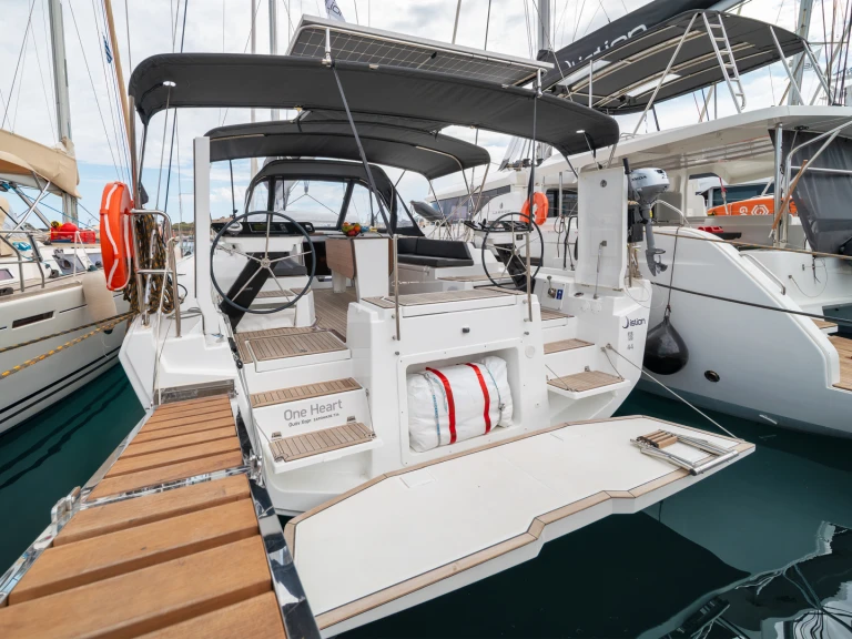 Velero para alquilar Préveza al mejor precio