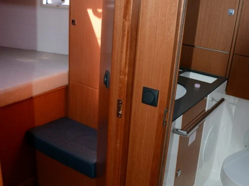 Velero para alquilar Mesina al mejor precio