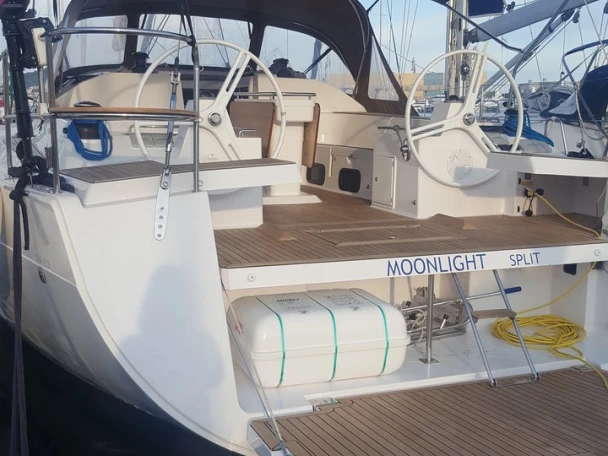 Elan Impression 50 de alquiler a Biograd na Moru