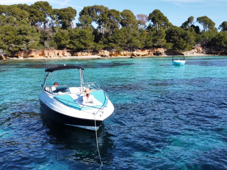 Alquiler Port de Cannes Marina - Crownline Crownline 210 CCR en SamBoat