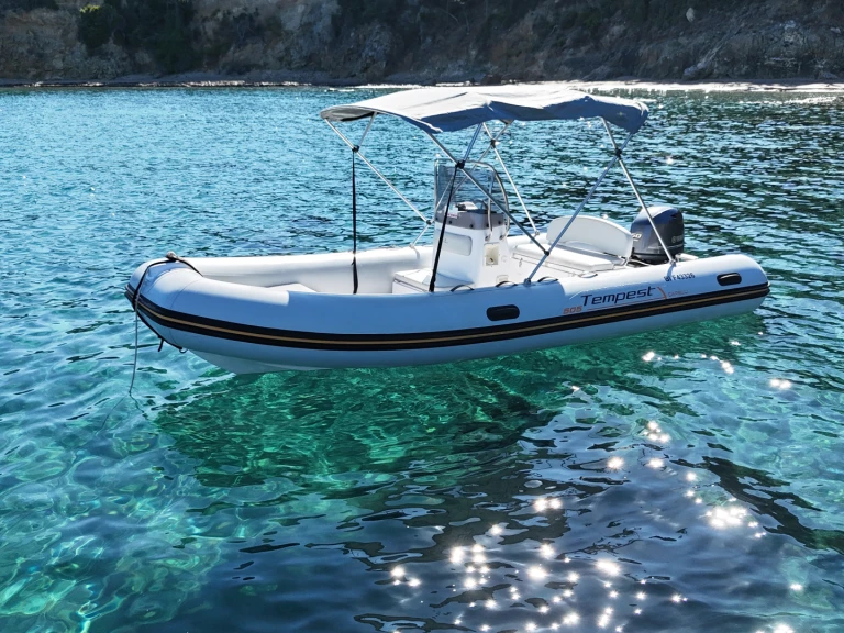 Alquiler de barcos Galéria barato de Tempest 505 Easy