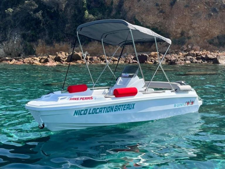 Alquiler Lancha en Galéria - ROTO 450s Family