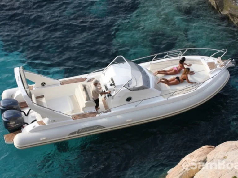 Alquiler de embarcaciones Capelli Tempest 1000 WA enTrapani en Samboat