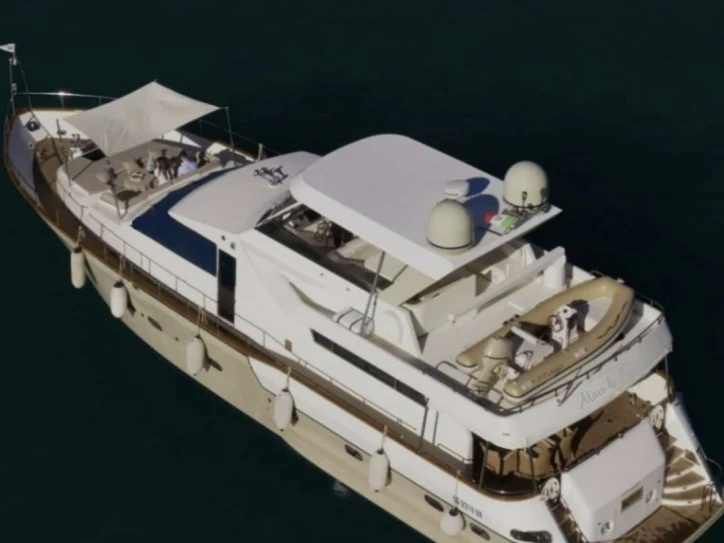 Alquiler de barcos Amalfi Coast barato de Falcon80