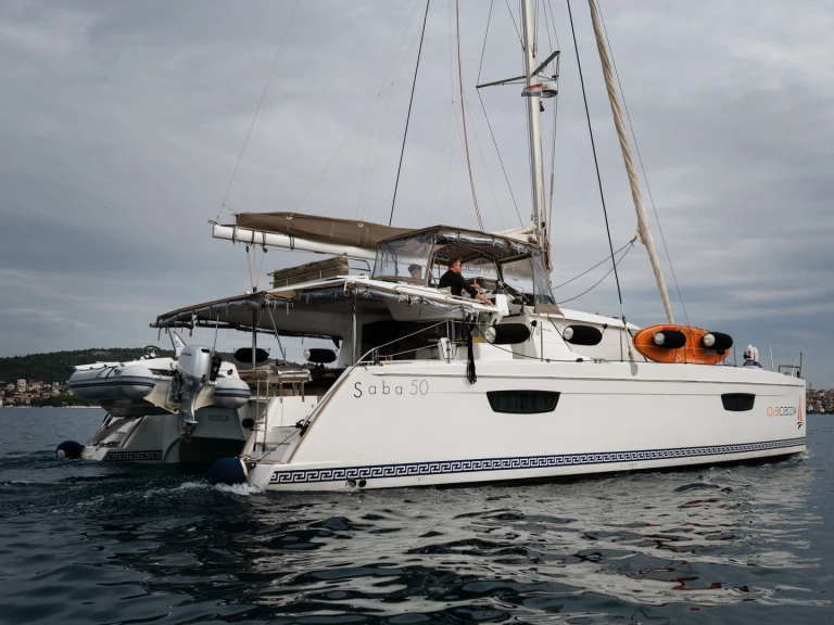Alquiler de Fountaine Pajot Saba 50 en Trogir