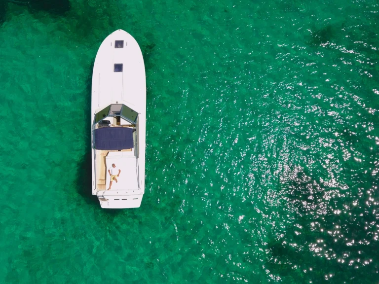 Lancha para alquilar Porto Rotondo al mejor precio